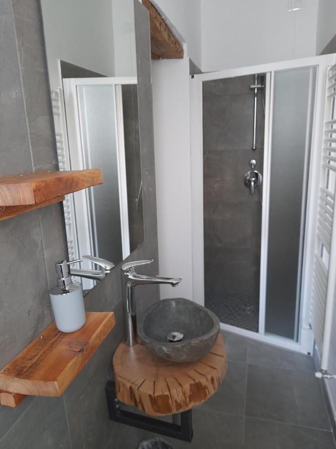 Lescen White Residence - Lake View Lezzeno Εξωτερικό φωτογραφία